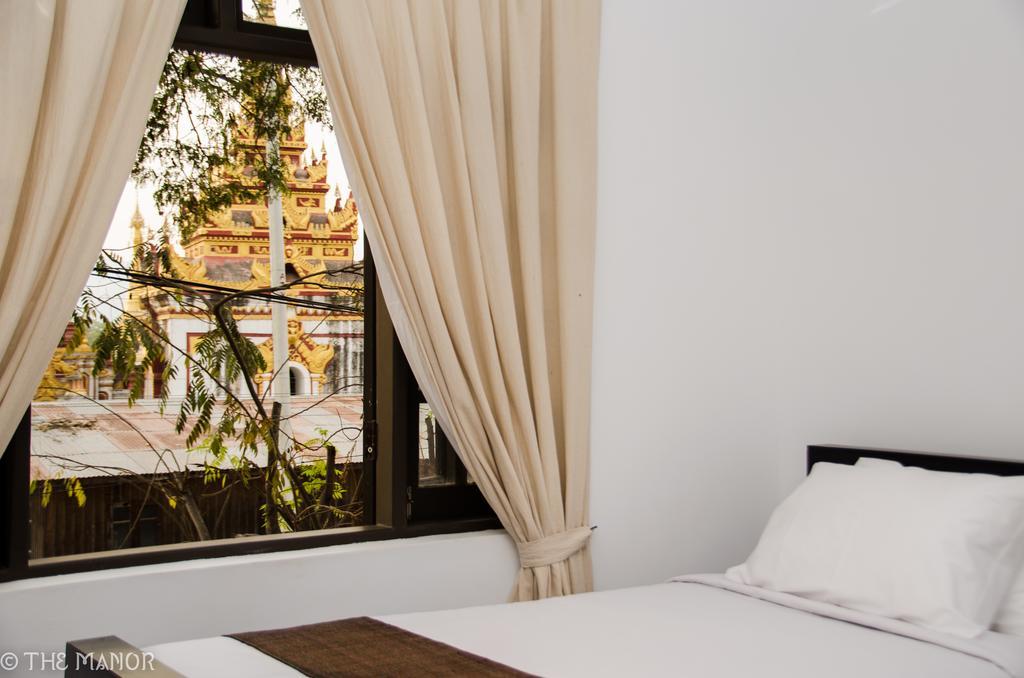 The Manor Hotel Nyaung Shwe Kamer foto