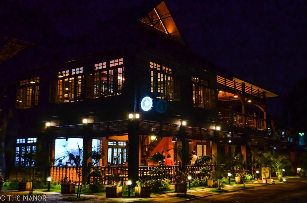 The Manor Hotel Nyaung Shwe Buitenkant foto