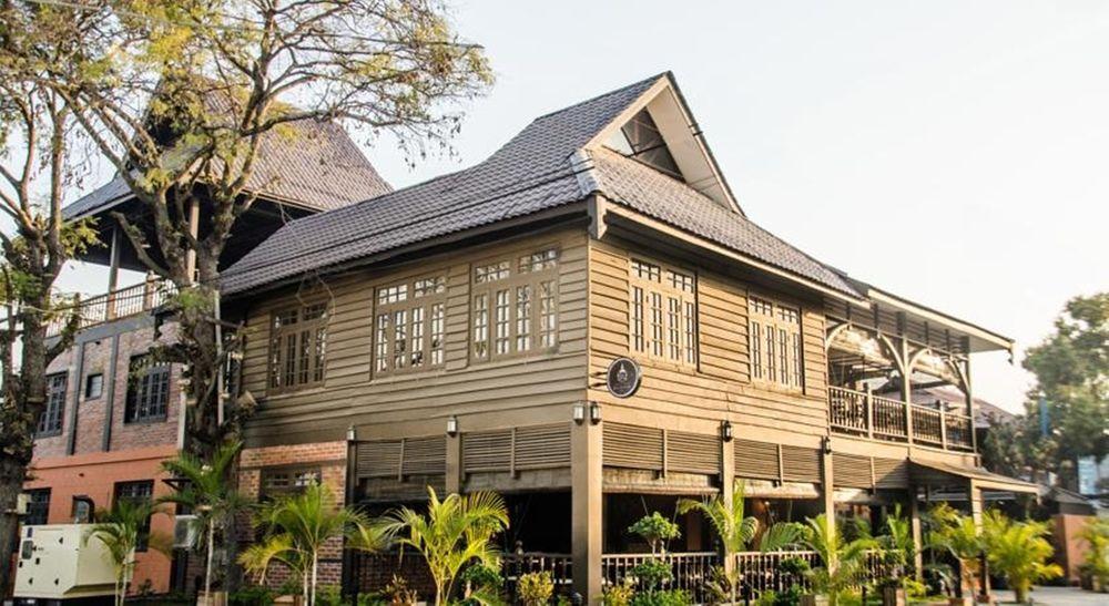 The Manor Hotel Nyaung Shwe Buitenkant foto