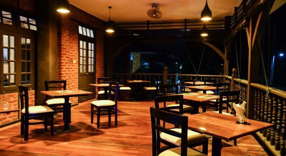 The Manor Hotel Nyaung Shwe Buitenkant foto